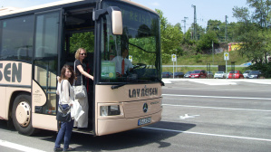 Bus am Busbahnhof