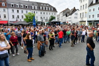 Publikum auf dem St. Johanner Markt